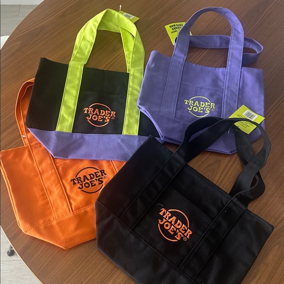 trader joes Handbags - Trader Joe’s canvas tote bags Set Of 4 - NWT